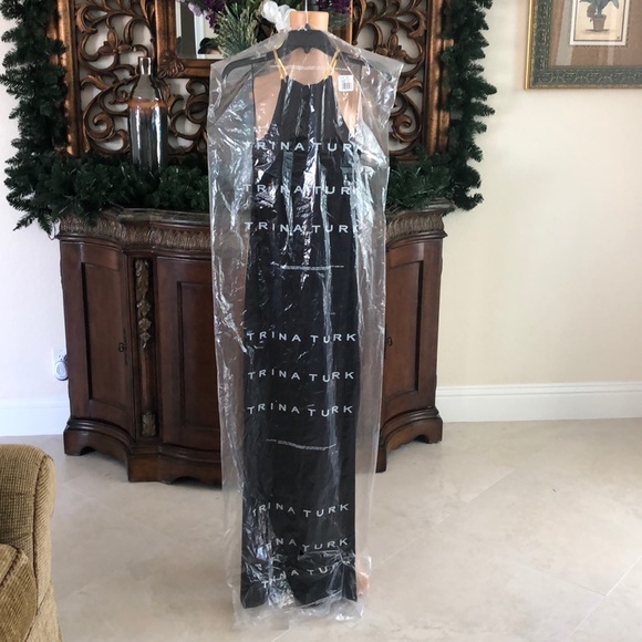 Trina Turk Vacay Dress - Picture 3 of 9